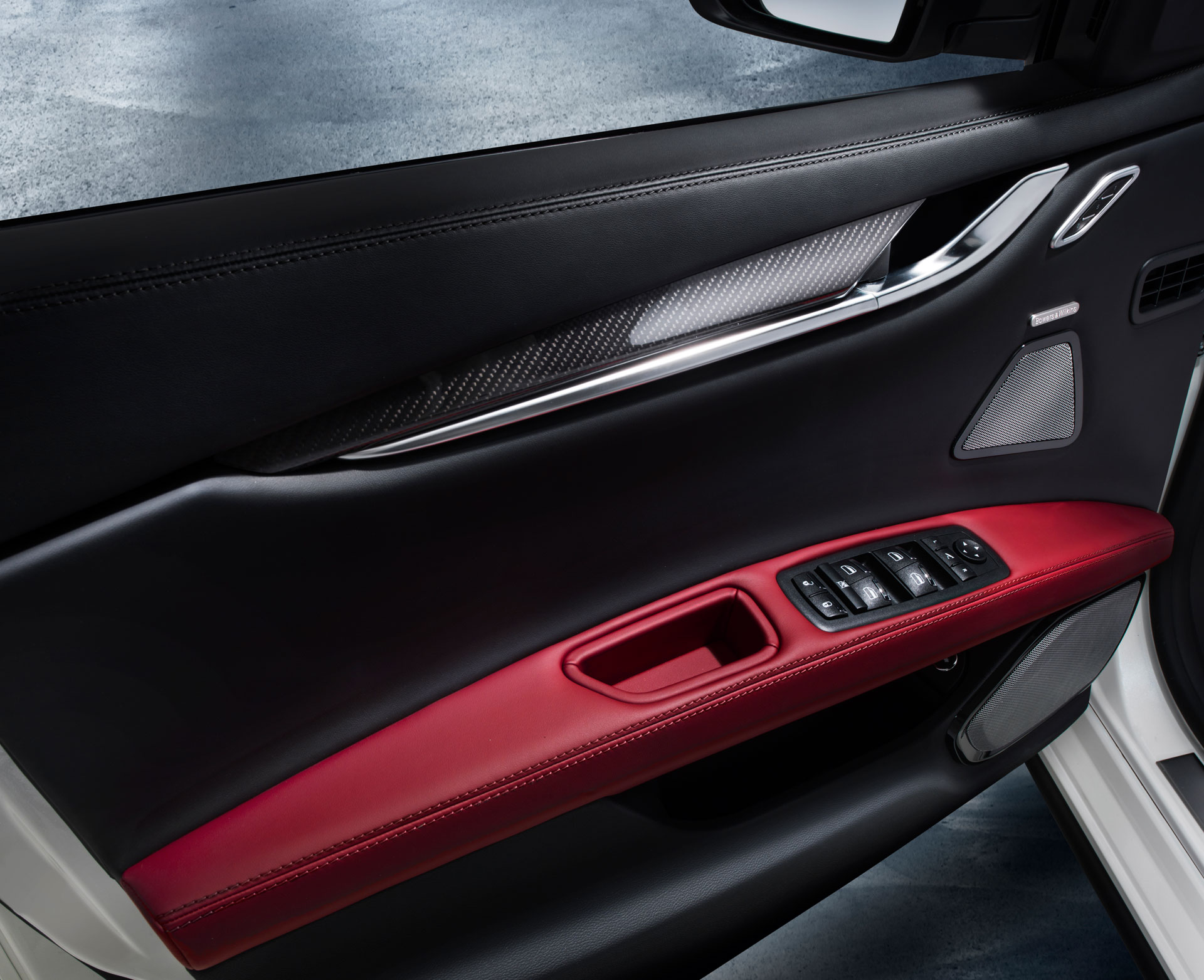 Maserati Ghibli photo 45