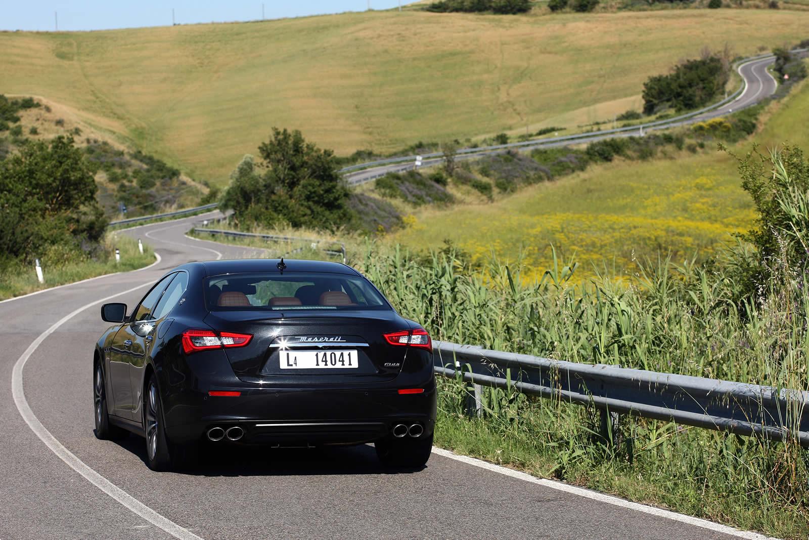 Maserati Ghibli photo 37