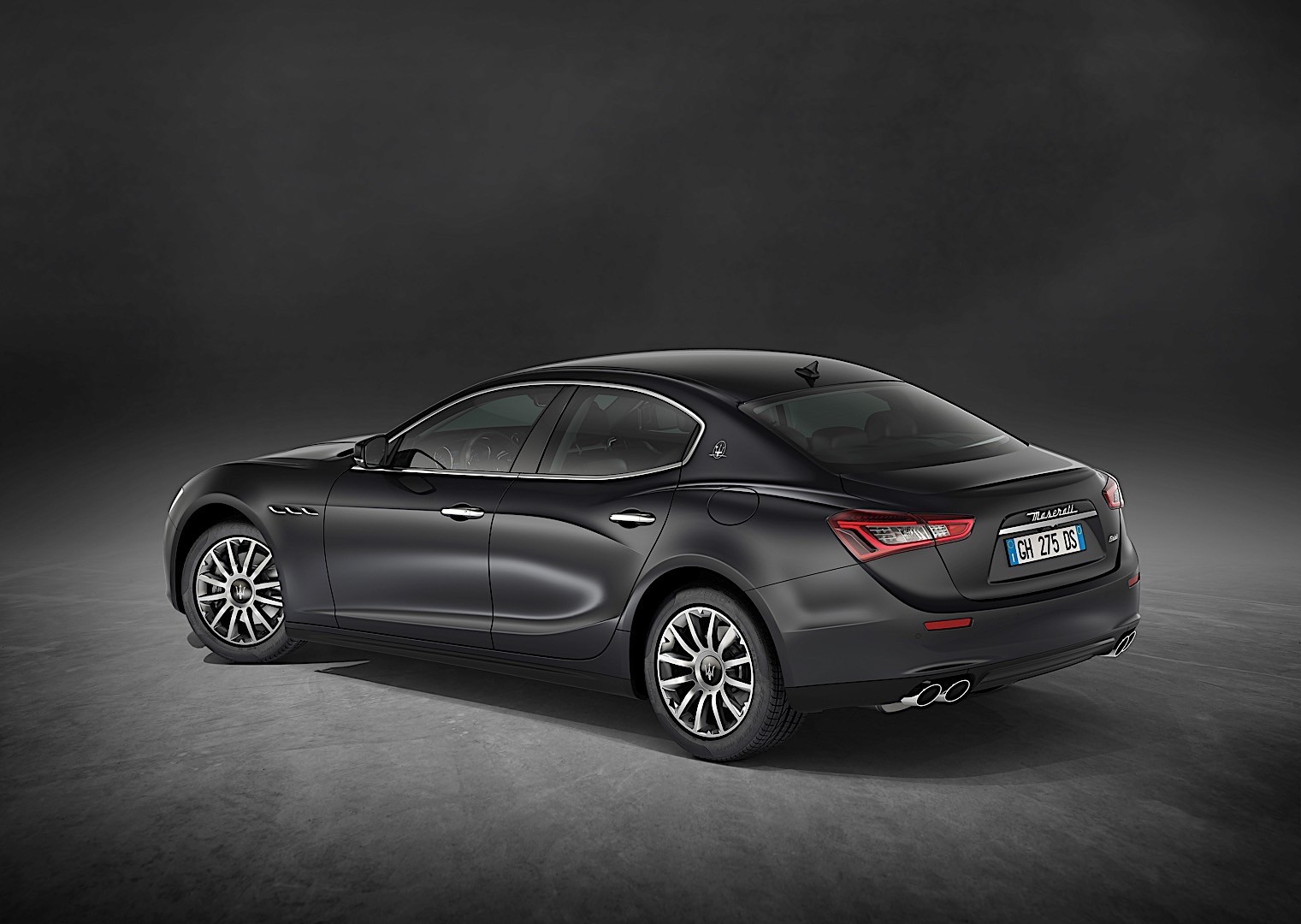 Maserati Ghibli photo 9