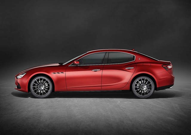 Maserati Ghibli foto 1