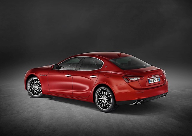 Maserati Ghibli foto 2