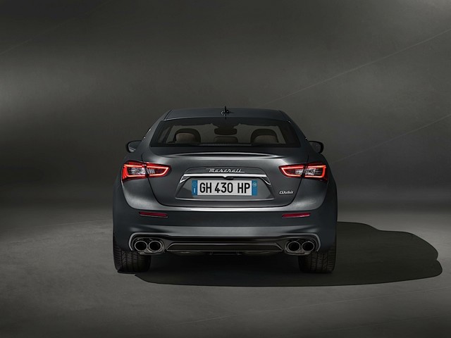 Maserati Ghibli photo 13