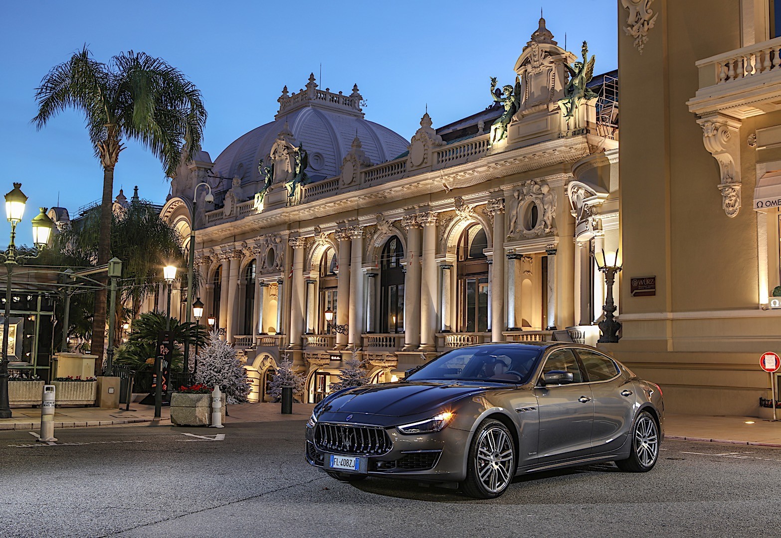 Maserati Ghibli photo 14