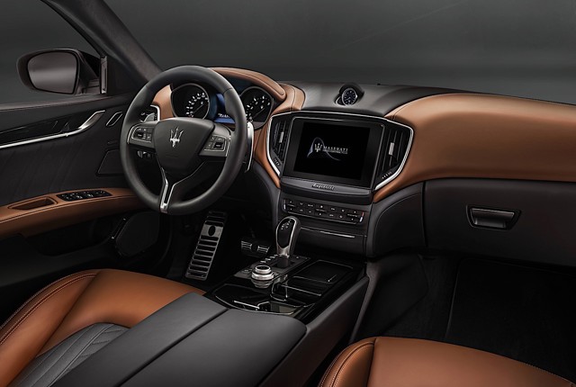 Maserati Ghibli photo 43