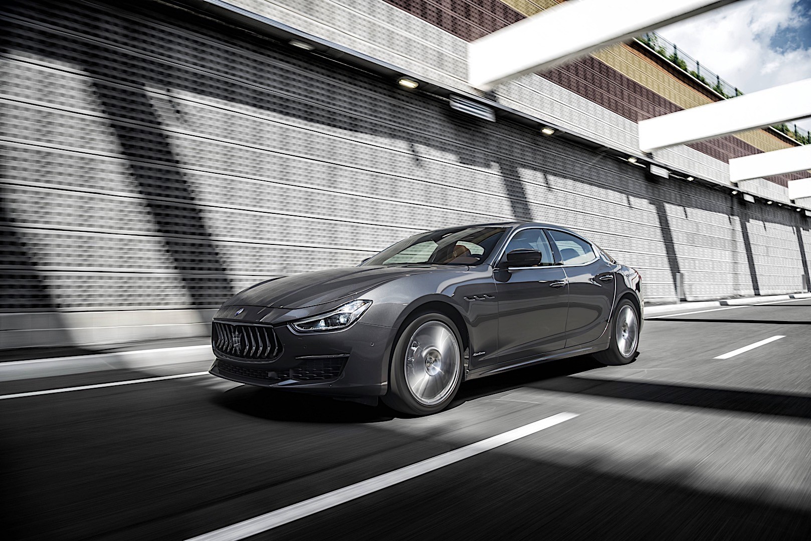 Maserati Ghibli photo 20