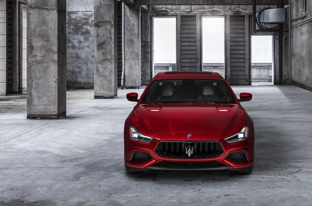 Maserati Ghibli photo 1