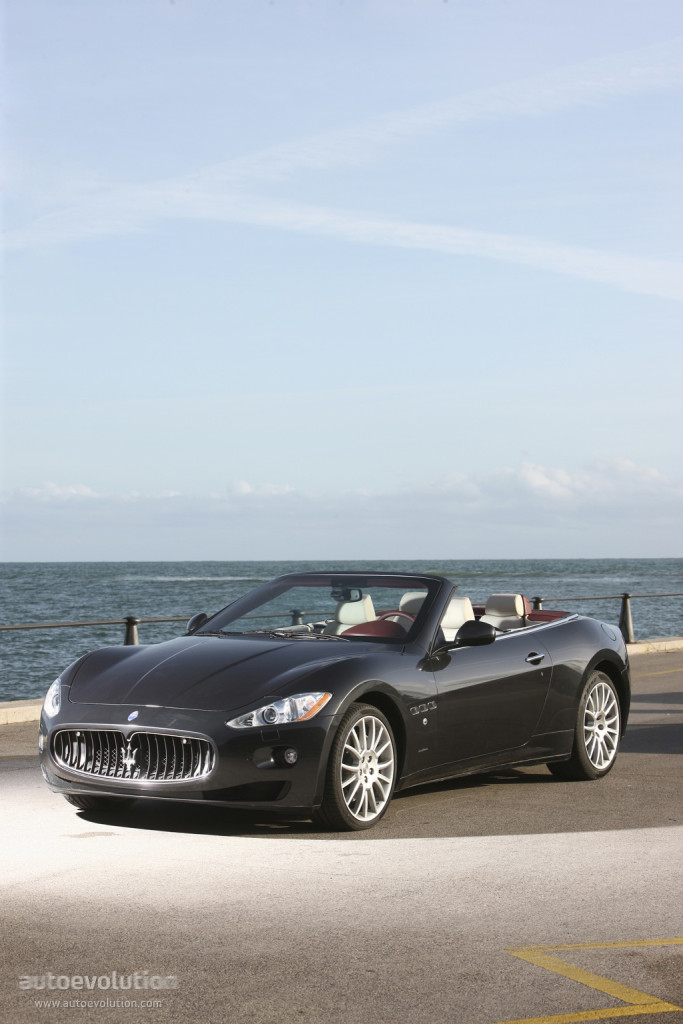 Maserati Grancabrio photo 13