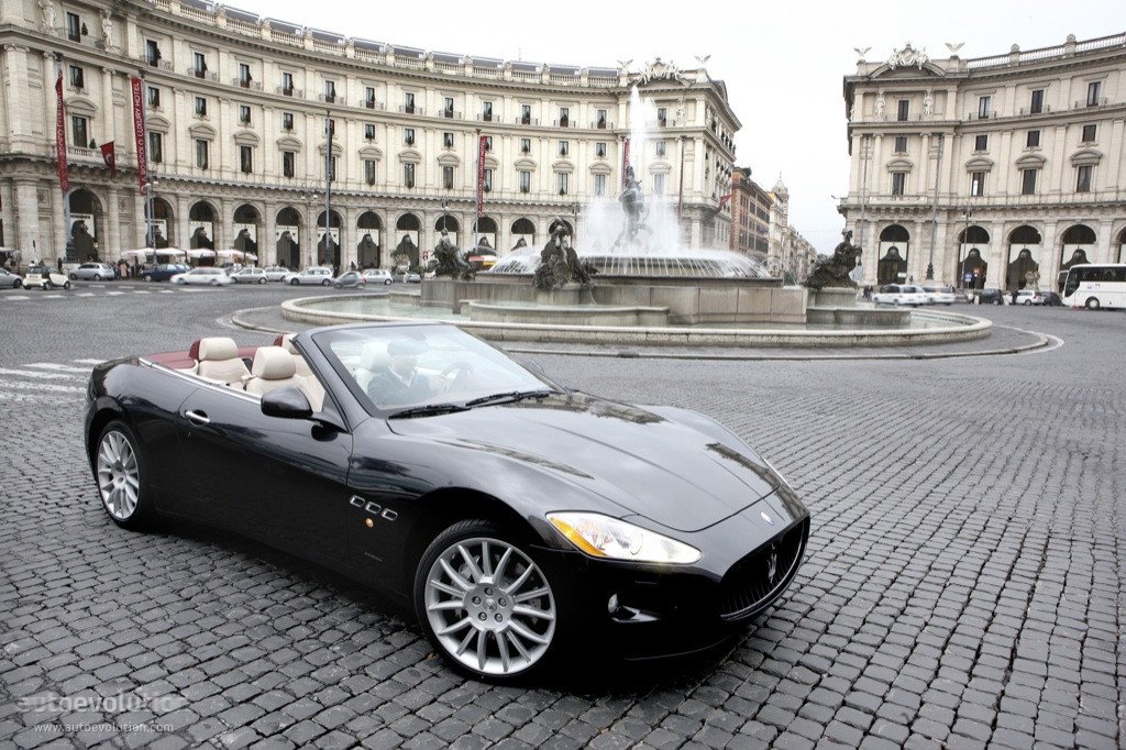 Maserati Grancabrio photo 28