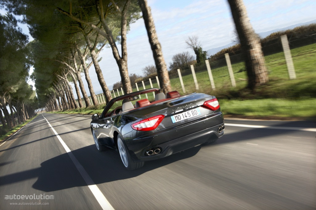 Maserati Grancabrio photo 8