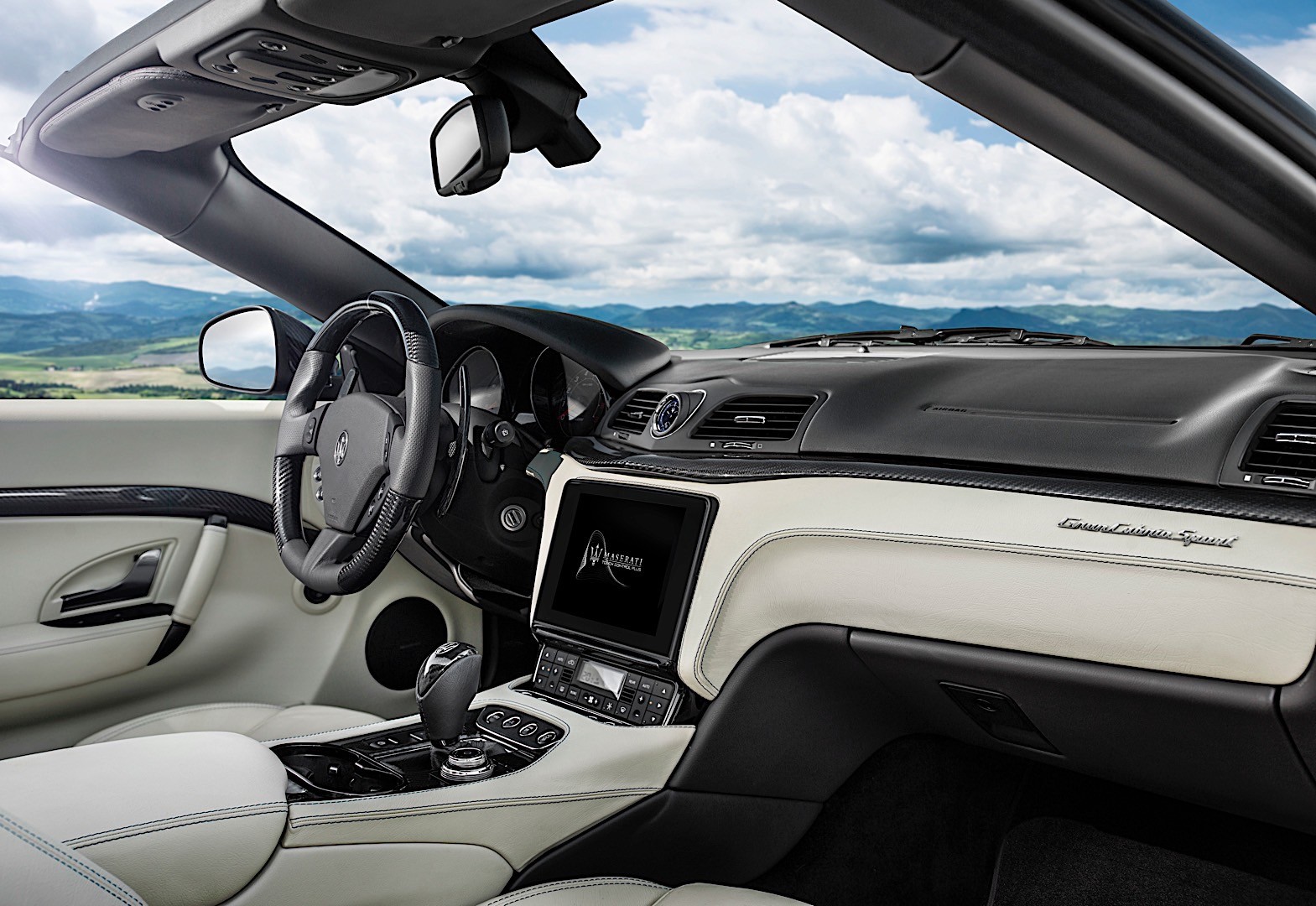 Maserati Grancabrio photo 20