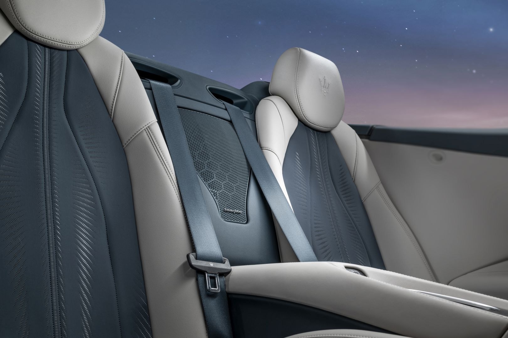 Maserati Grancabrio photo 38