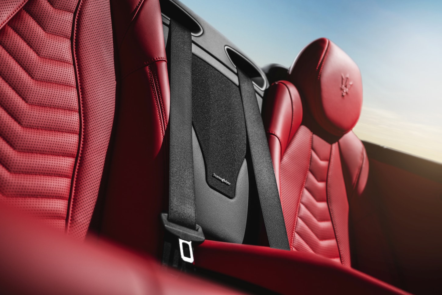 Maserati Grancabrio photo 9