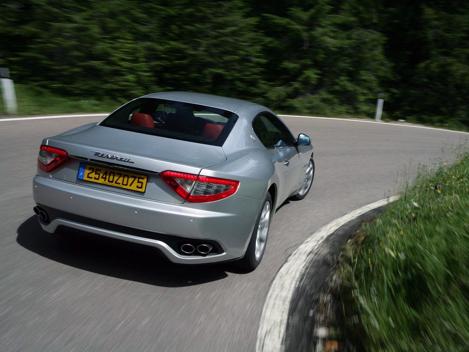 Maserati Granturismo photo 27