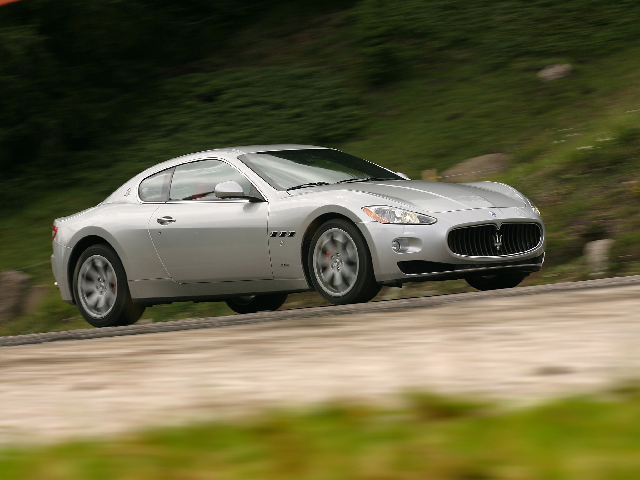 Maserati Granturismo photo 33