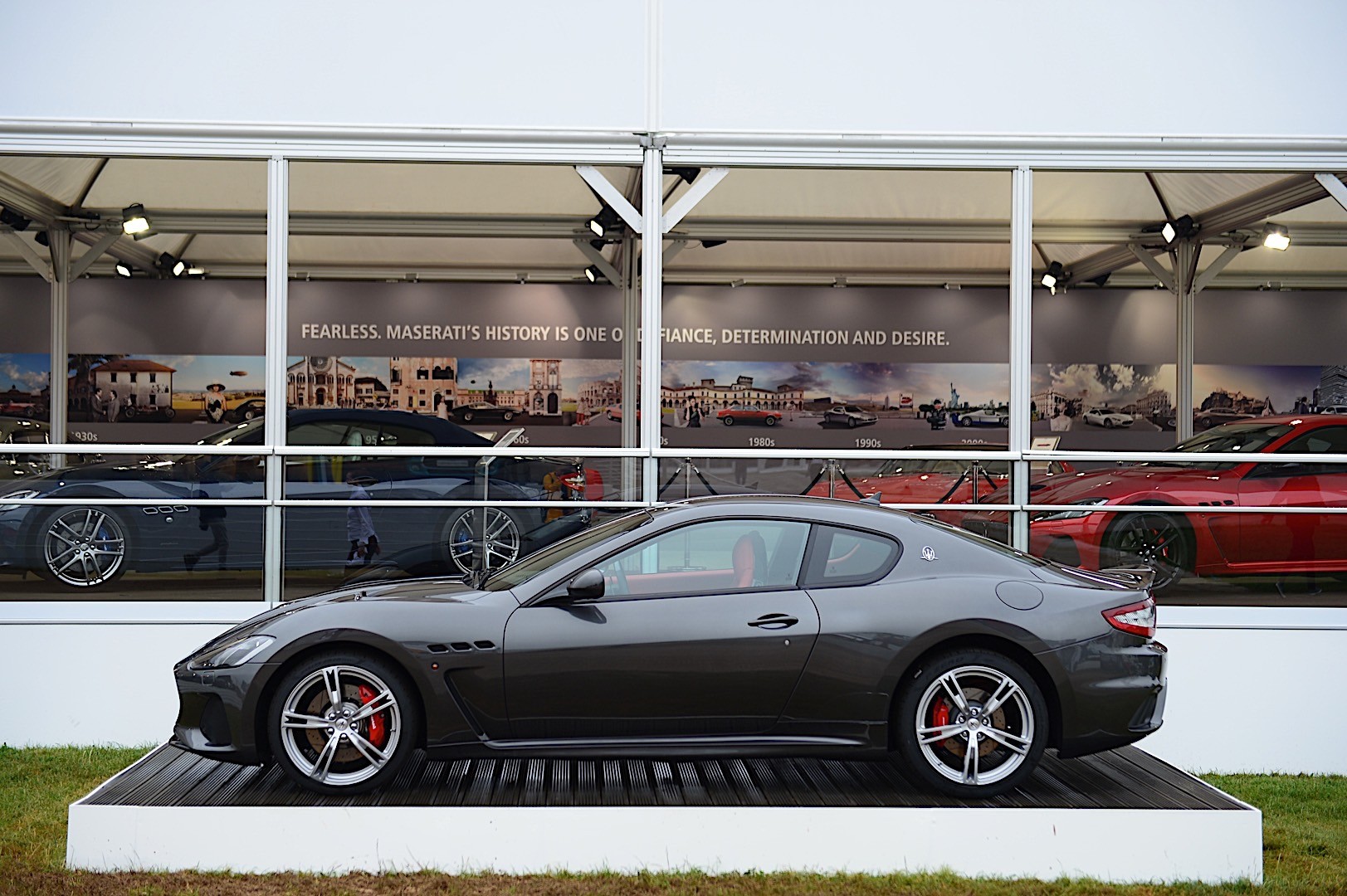 Maserati Granturismo photo 10