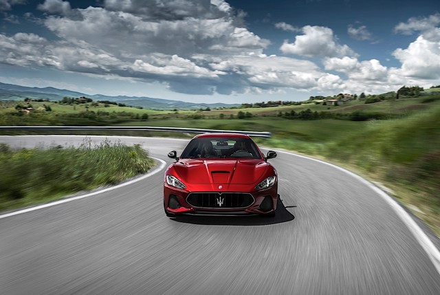 Maserati Granturismo photo 13