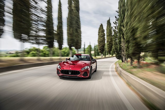 Maserati Granturismo photo 15