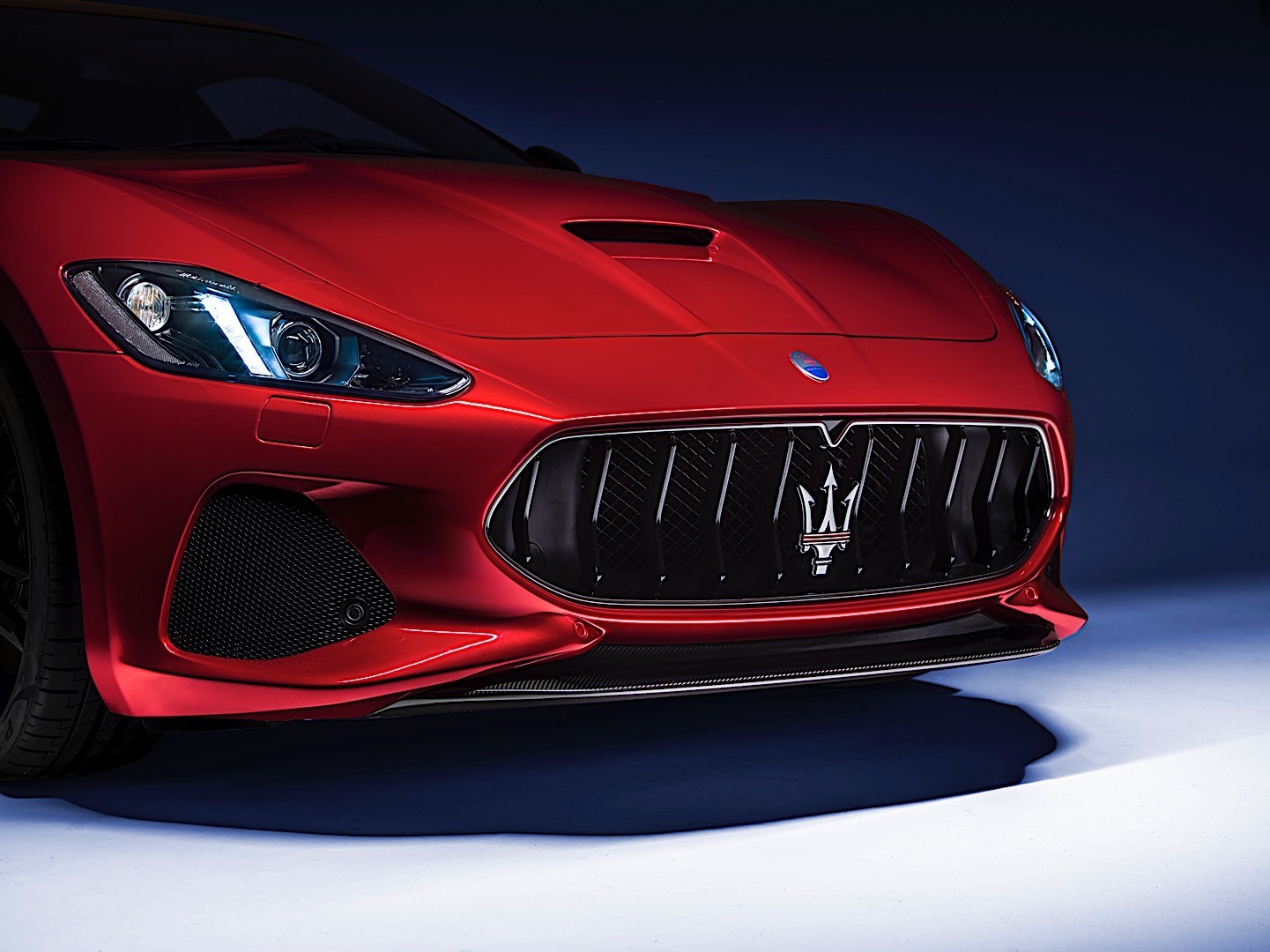 Maserati Granturismo photo 2