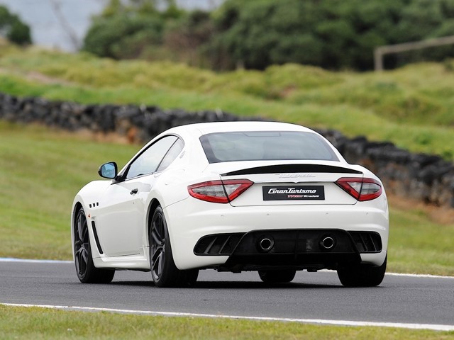 Maserati Granturismo photo 16