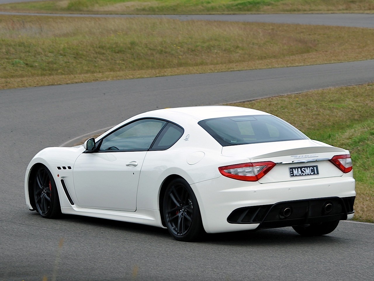 Maserati Granturismo photo 20