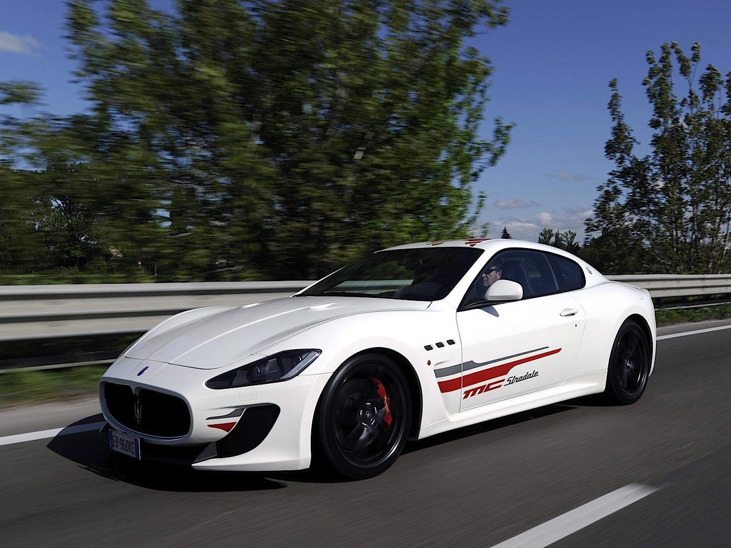 Maserati Granturismo photo 22