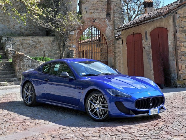 Maserati Granturismo photo 36