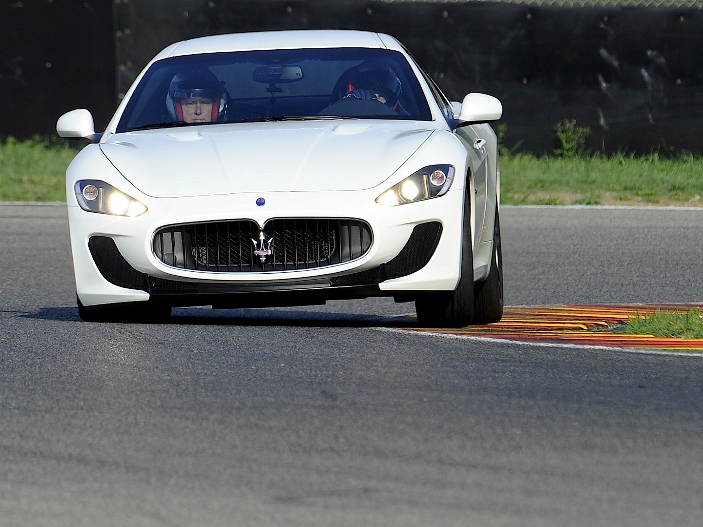 Maserati Granturismo photo 52