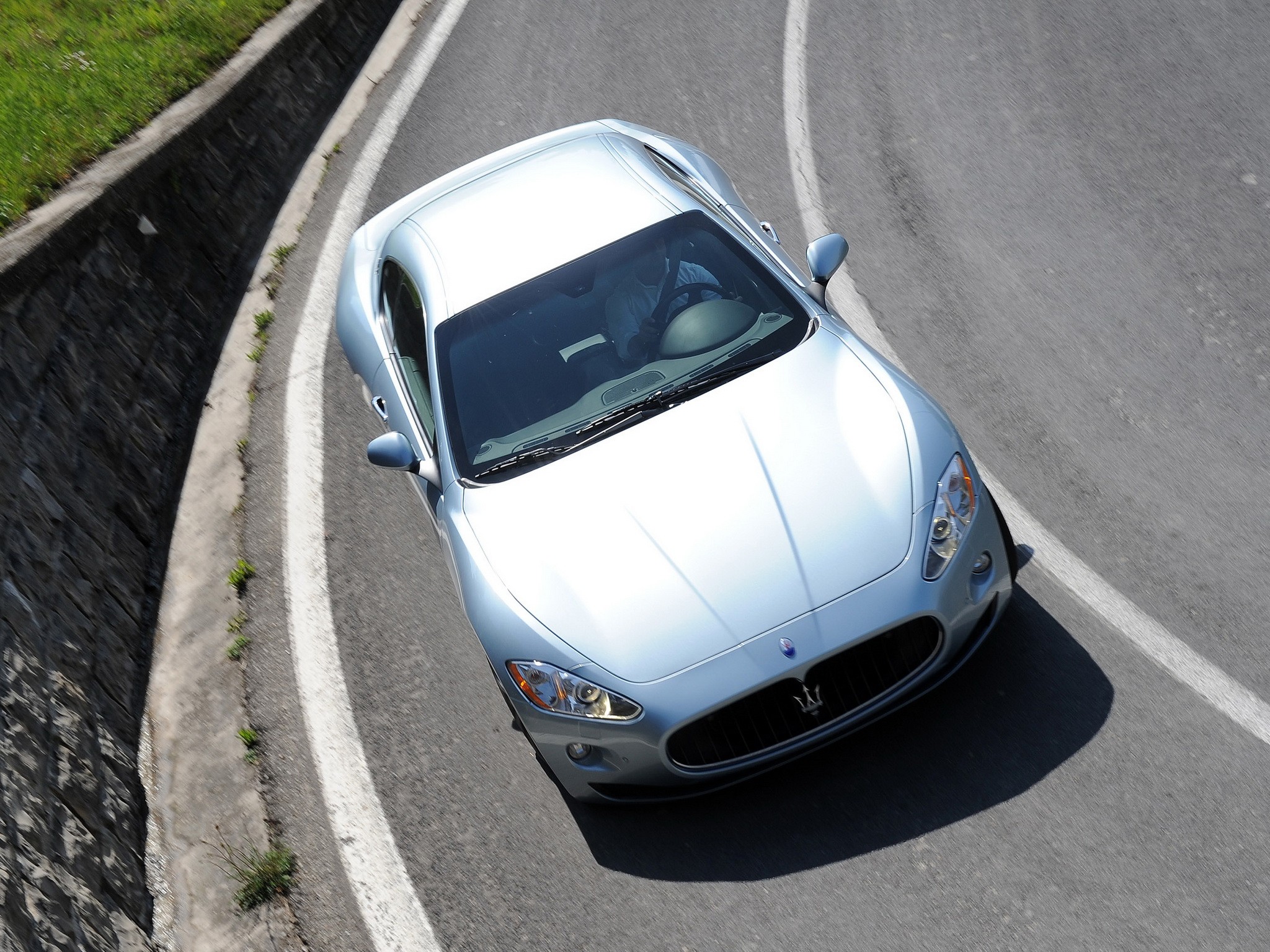 Maserati Granturismo photo 30