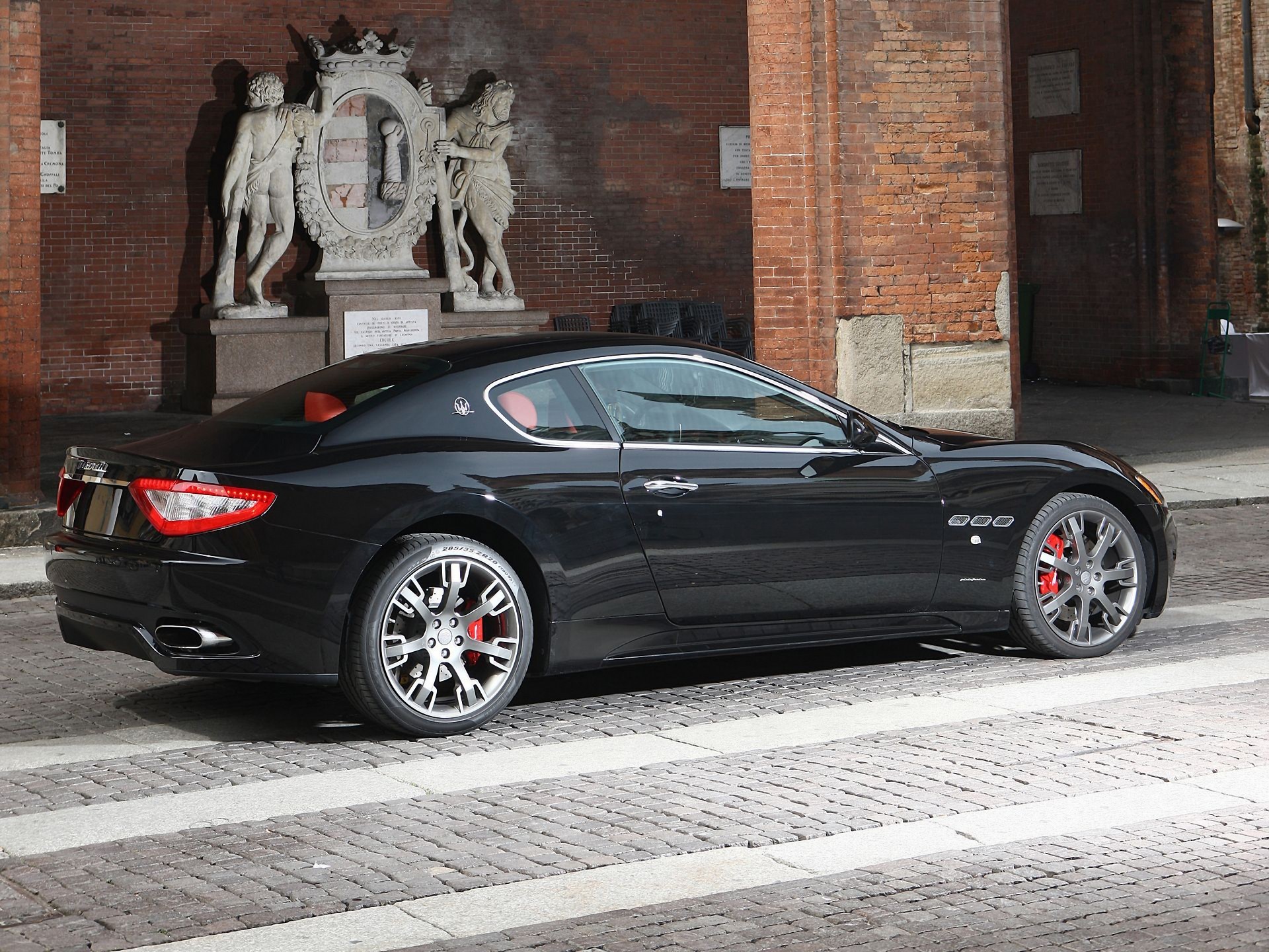 Maserati Granturismo photo 43