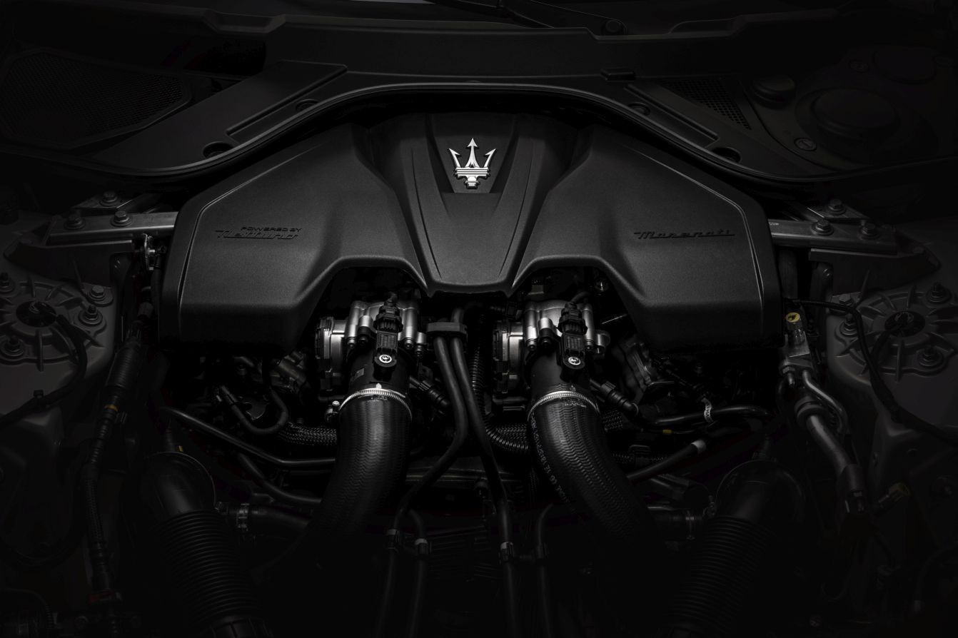 Maserati Granturismo photo 15