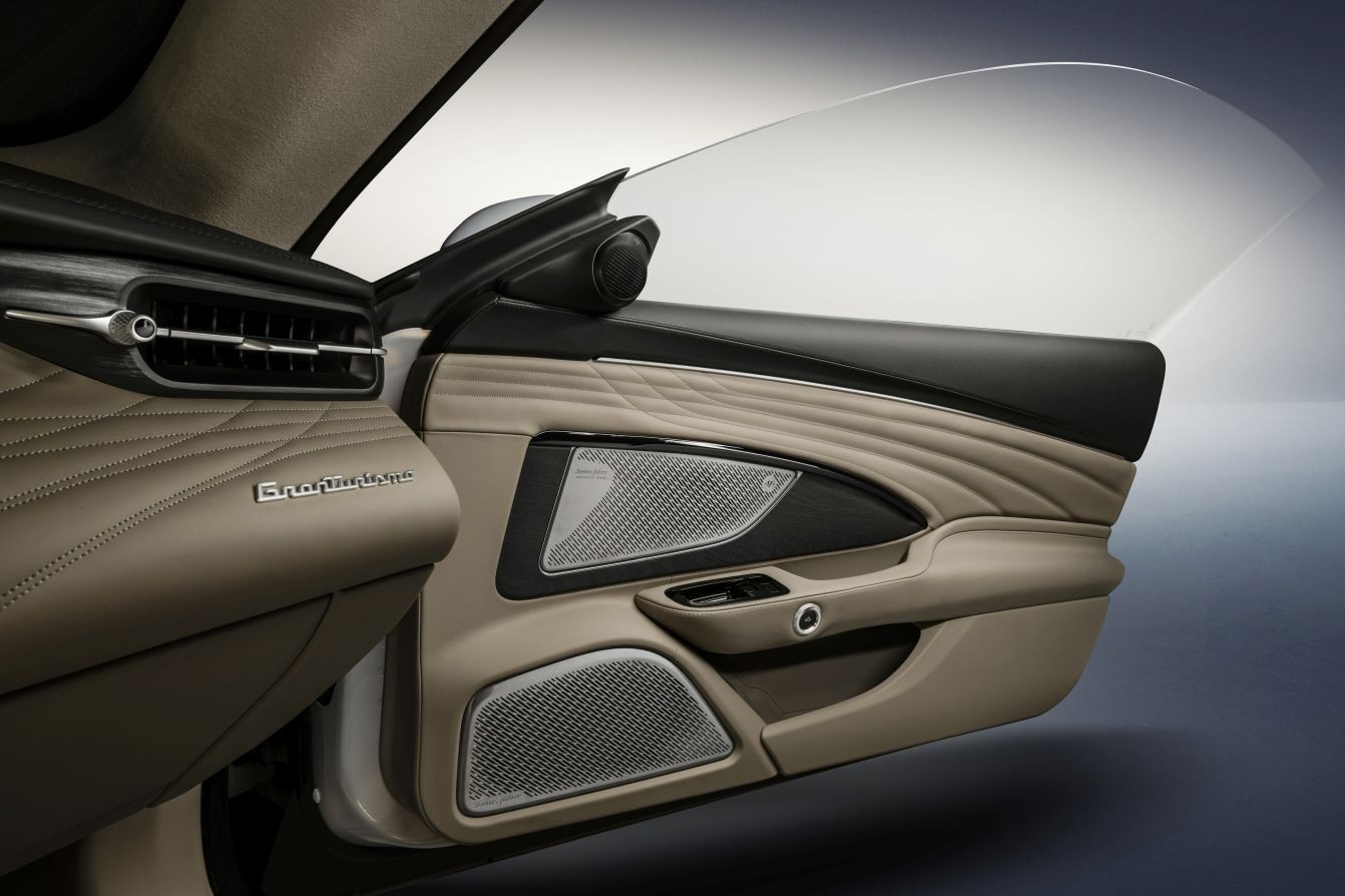 Maserati Granturismo photo 16