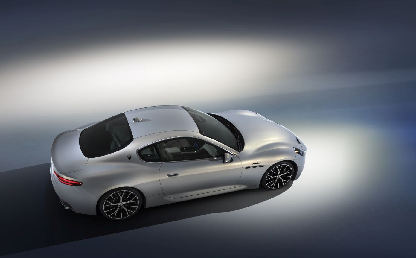 Maserati Granturismo photo 12