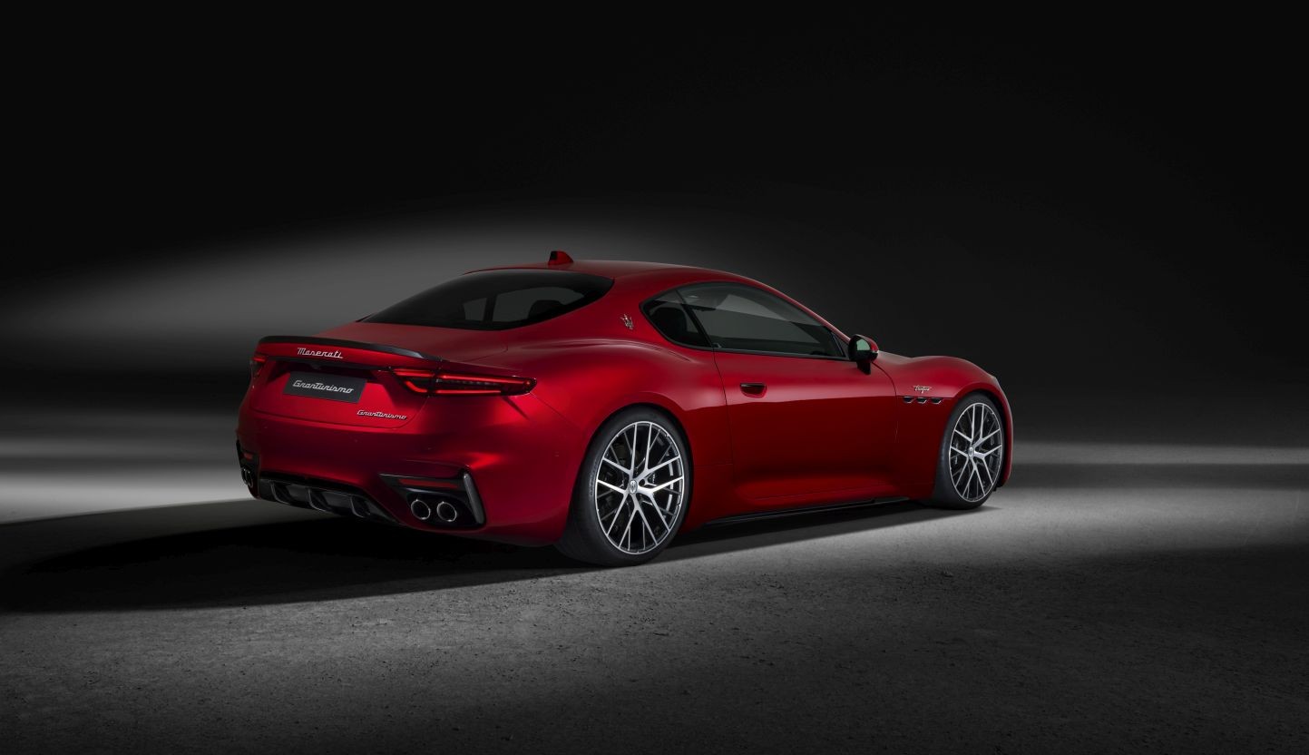 Maserati Granturismo photo 17