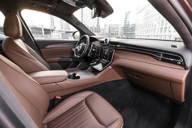 Maserati Grecale photo 89