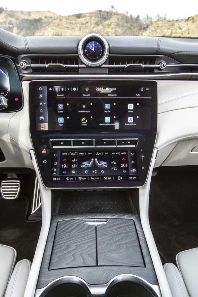 Maserati Grecale photo 129