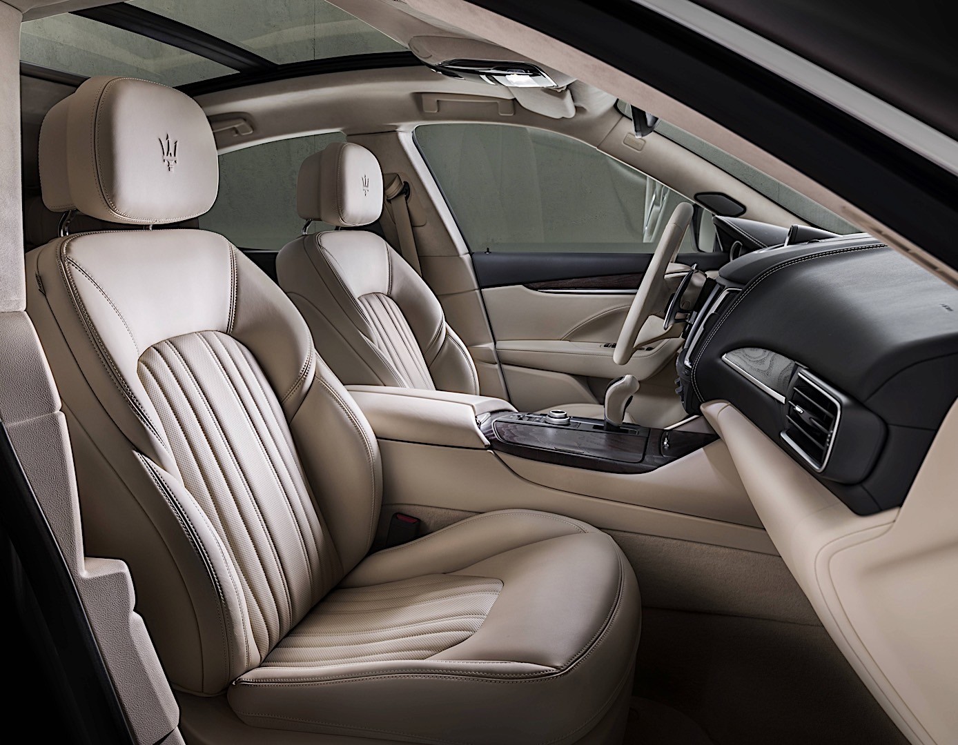 Maserati Levante photo 74