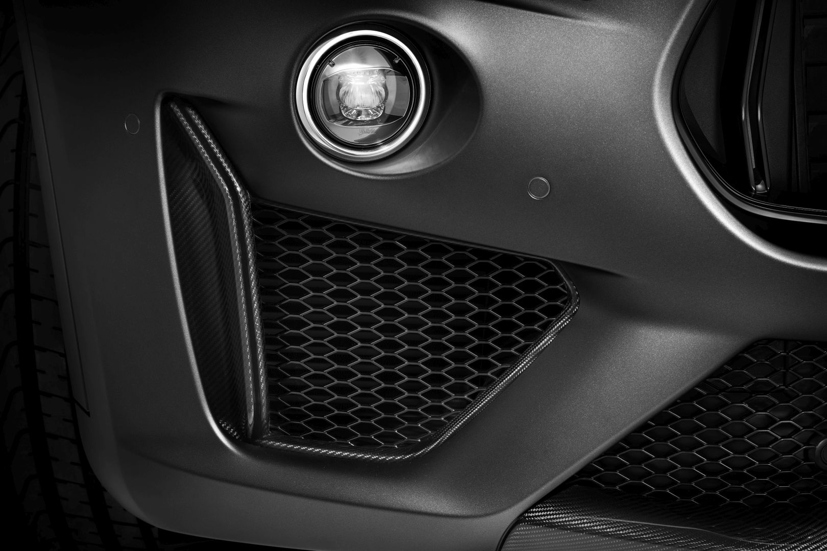 Maserati Levante photo 10