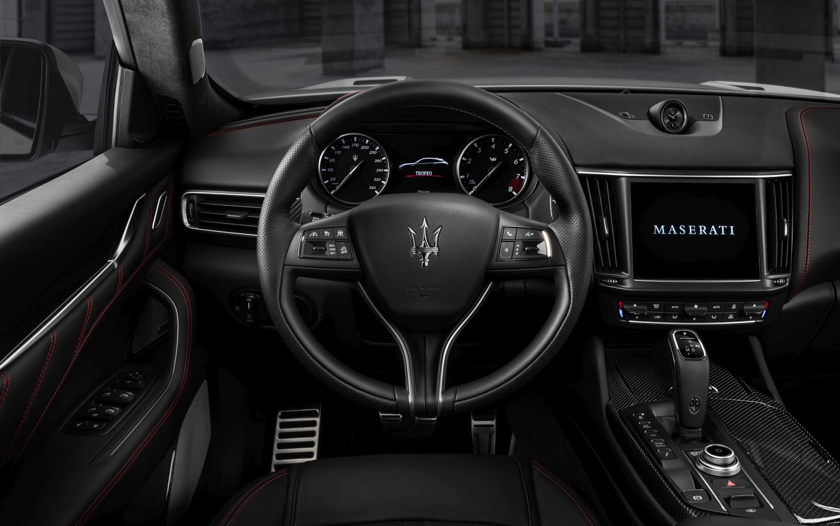 Maserati Levante photo 10