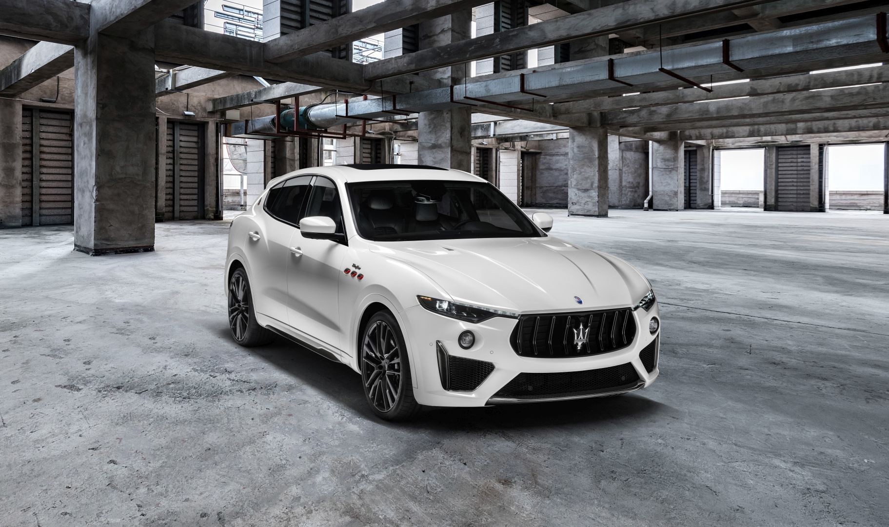 Maserati Levante photo 2