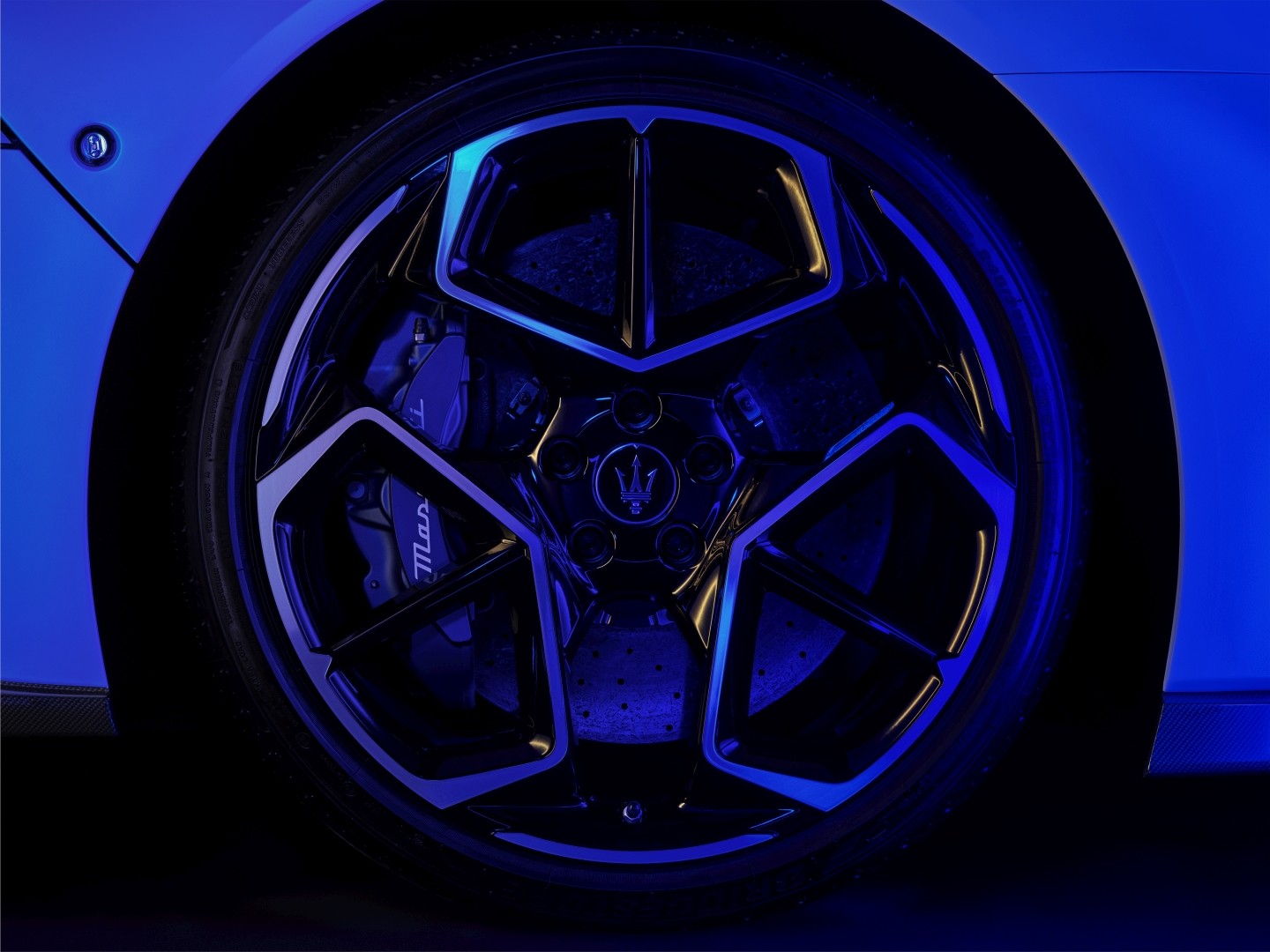 Maserati Mc20 photo 14