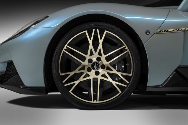 Maserati Mc20 foto 24