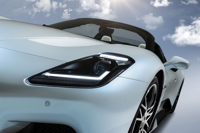 Maserati Mc20 foto 34