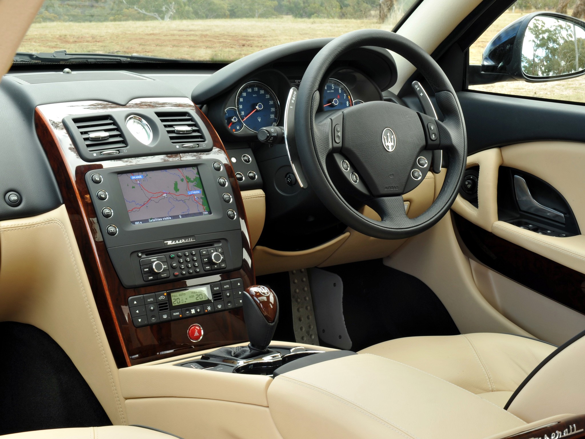 Maserati Quattroporte Sport Gt S photo 46