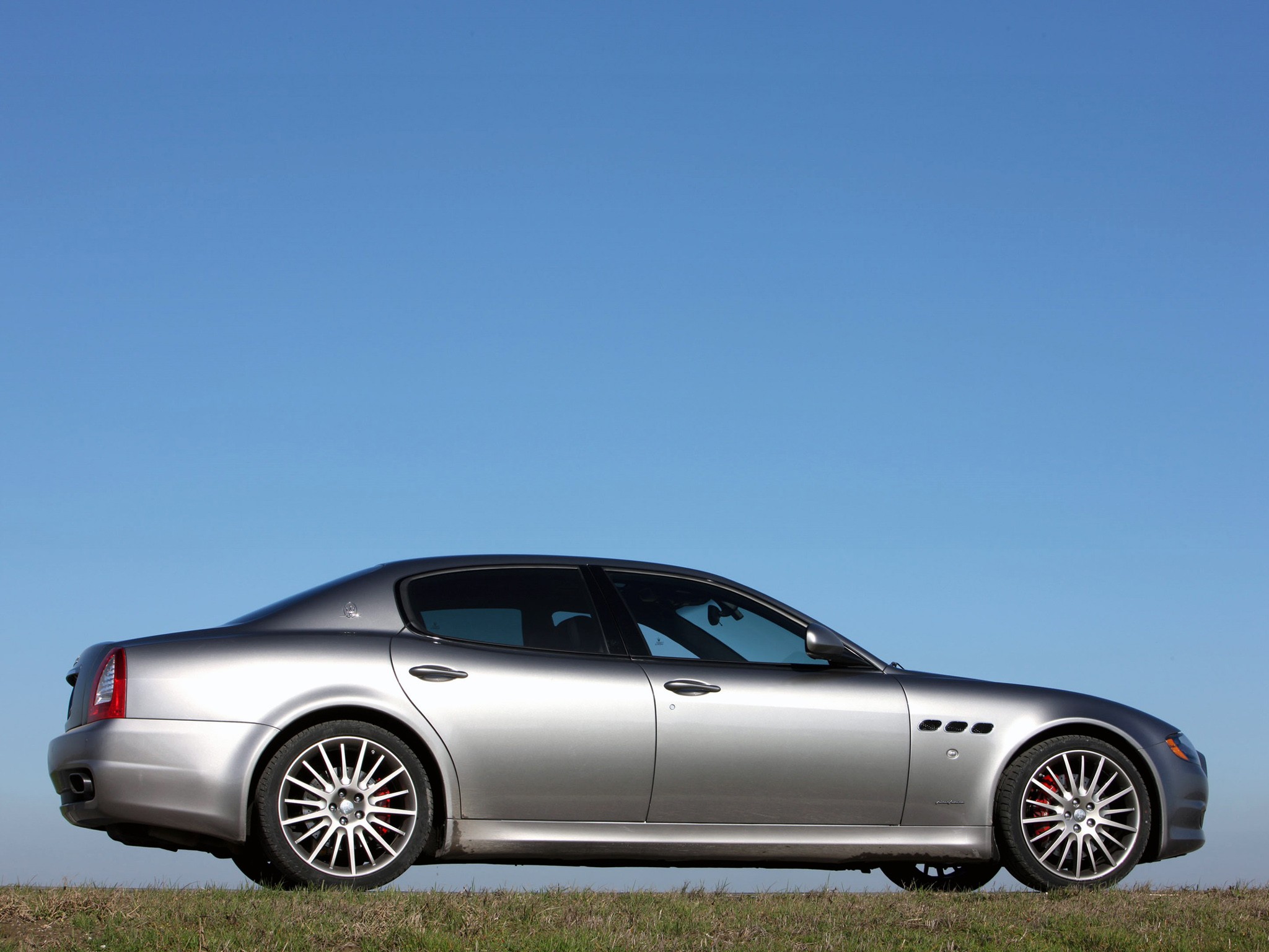 Maserati Quattroporte Sport Gt S photo 29