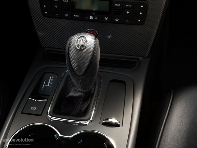 Maserati Quattroporte Sport Gt S photo 45