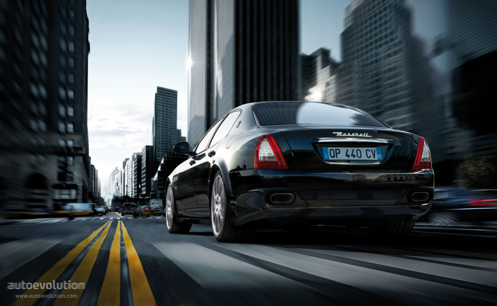 Maserati Quattroporte Sport Gt S photo 2