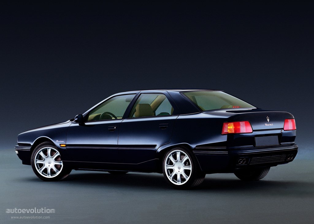 Maserati Quattroporte photo 2