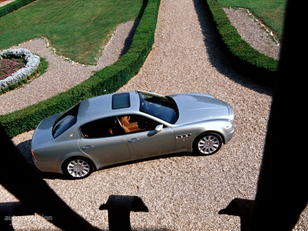 Maserati Quattroporte photo 6