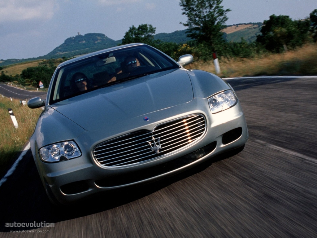 Maserati Quattroporte photo 4