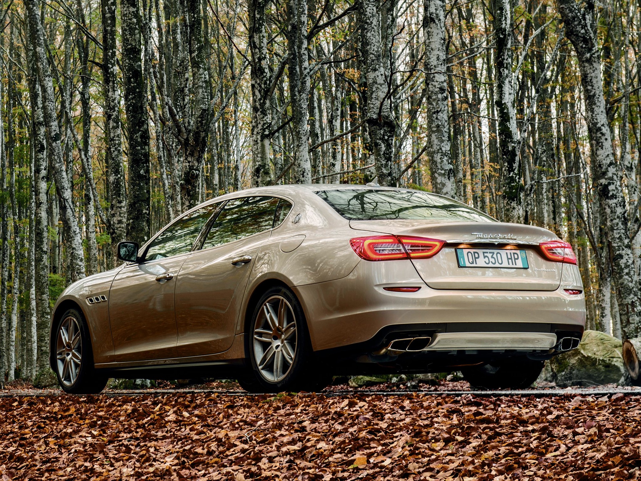Maserati Quattroporte photo 14